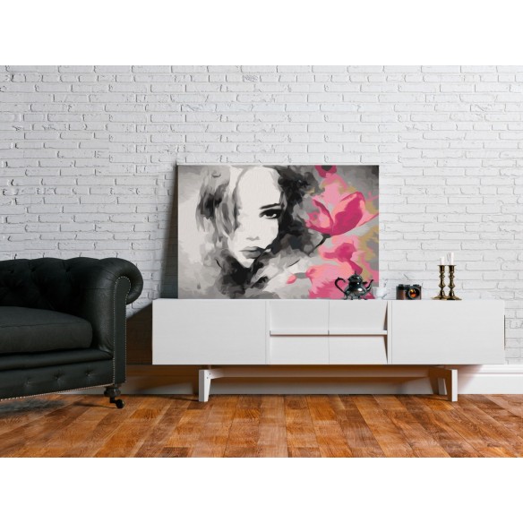 Set pictura pe numere  Black & White Portrait With A Pink Flower