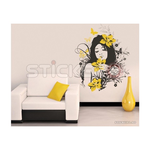 Fata cu Flori in Par