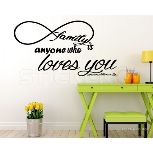 Sticker de perete mesaj Family is...