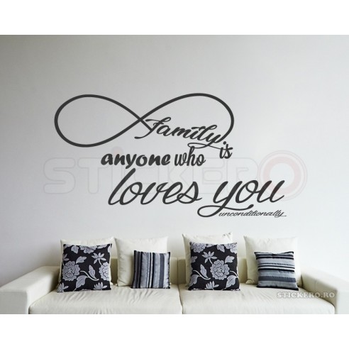 Sticker de perete mesaj Family is...